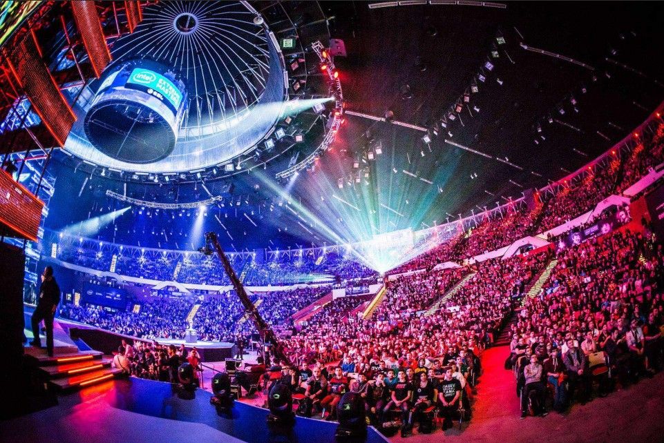 比赛中全力 比赛中全力