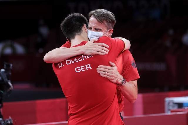 浙江队的两 浙江队的两