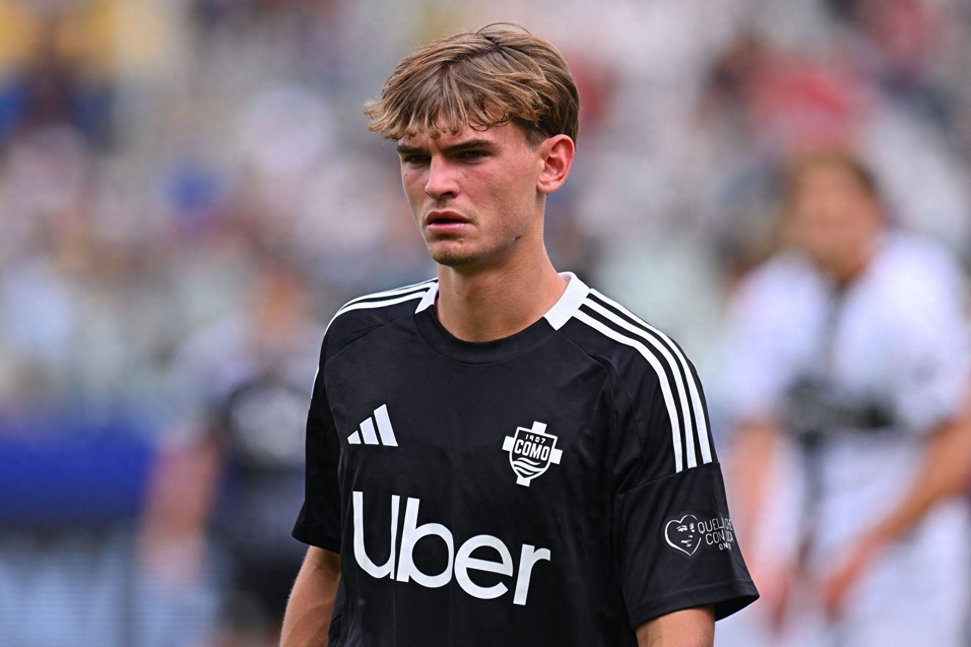 也要为两三 也要为两三